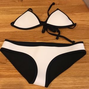 White triangl bikini